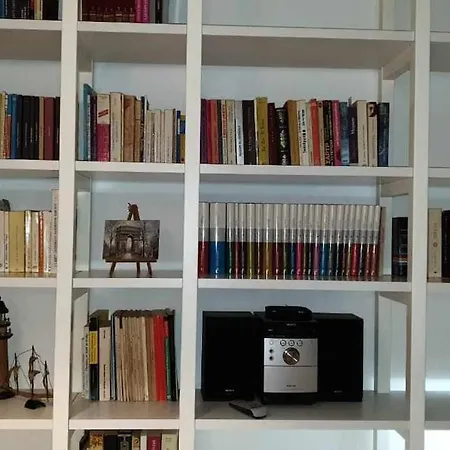 Renovated Under The Hill Of Philopapus Διαμέρισμα